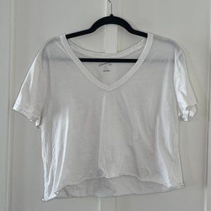 Universal Thread 100% Cotton White V-Neck Short Sleeve Tee Large